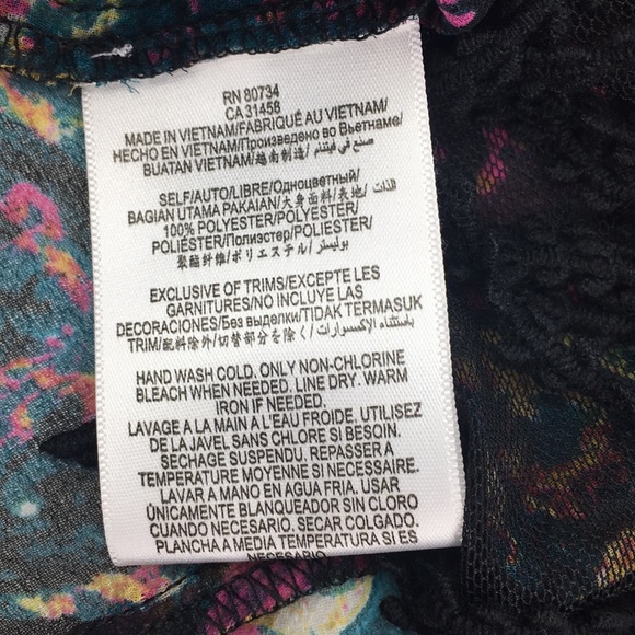 BCBGeneration Blouse Tank Tassels Sleeveless *B - Picture 5 of 5